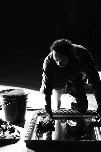 автор М. Мельниченко